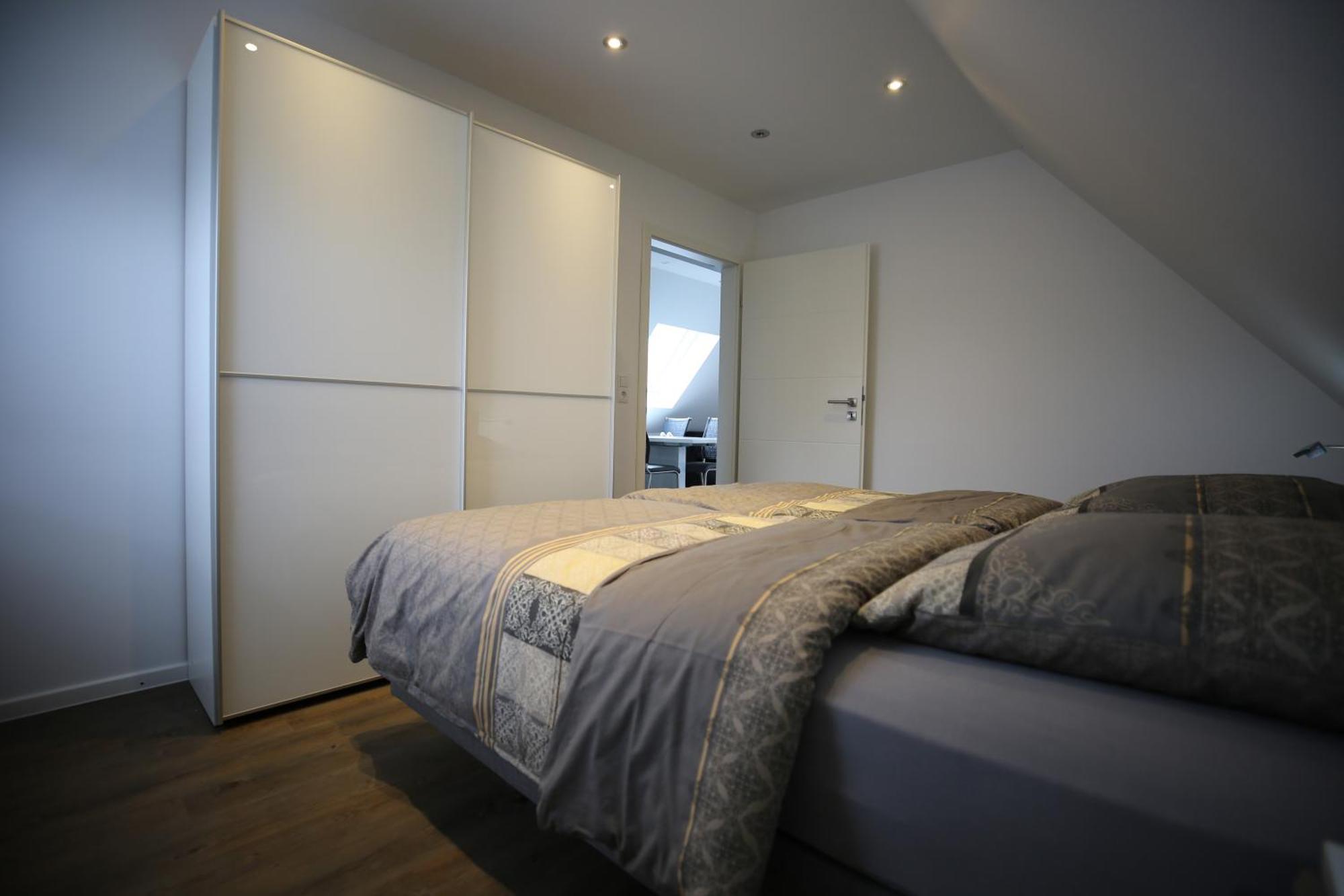 Eine Sehr Gemuetliche Dachgeschoss Ferienwohnung Ihlow  Exterior photo